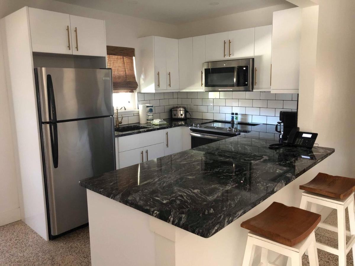Captiva Beach Resort Point O'Rocks Екстериор снимка