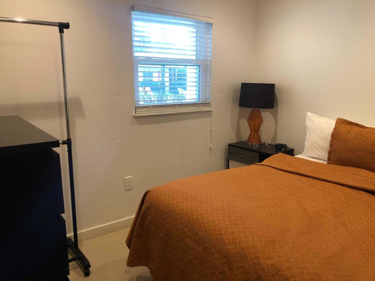 Captiva Beach Resort Point O'Rocks Екстериор снимка