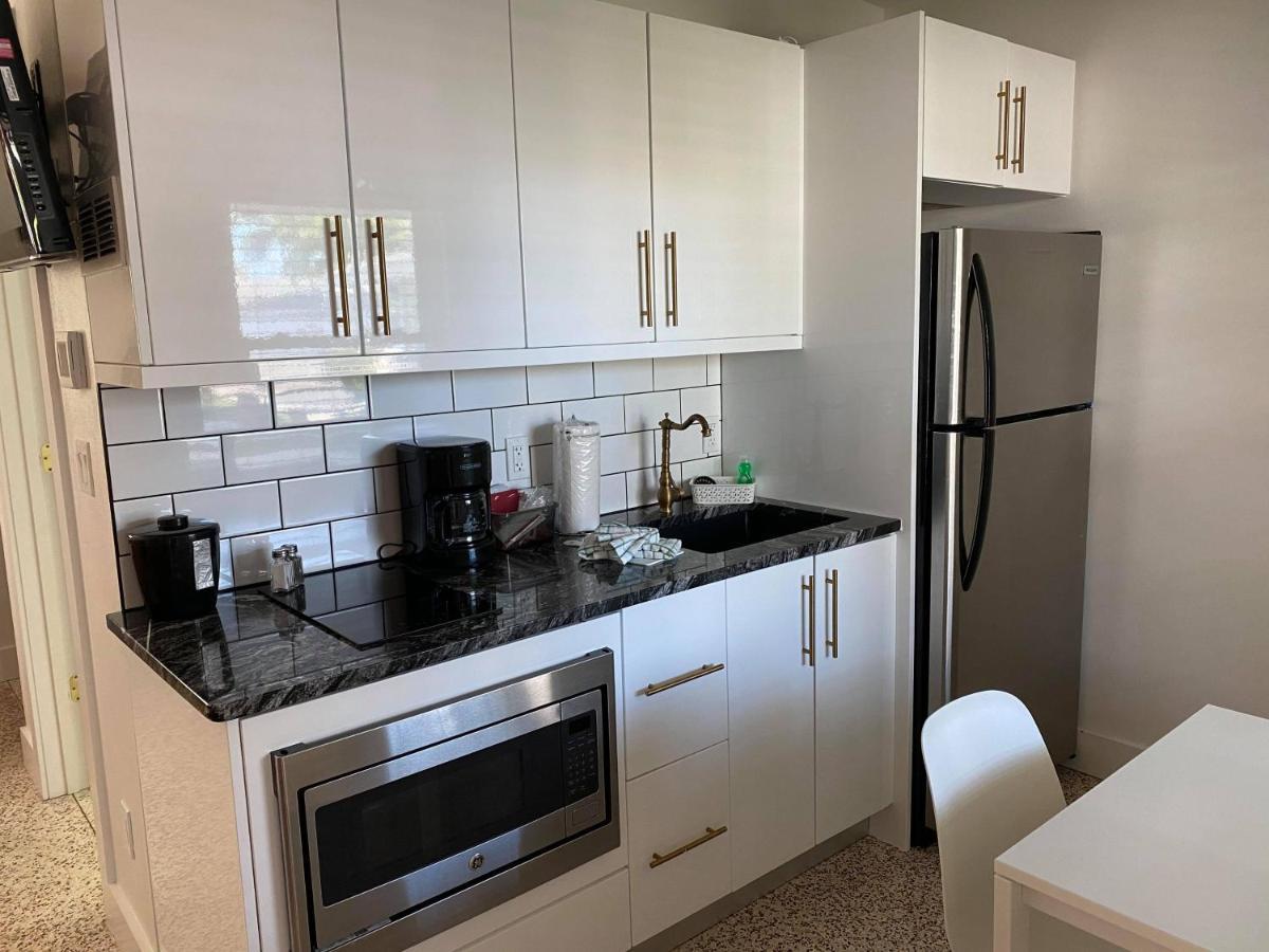 Captiva Beach Resort Point O'Rocks Екстериор снимка