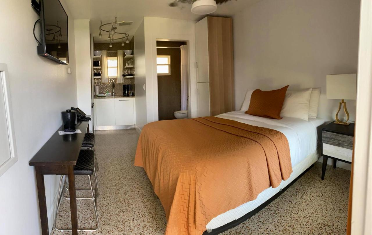 Captiva Beach Resort Point O'Rocks Екстериор снимка
